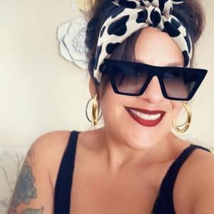 Meet your Posher, Sylvia